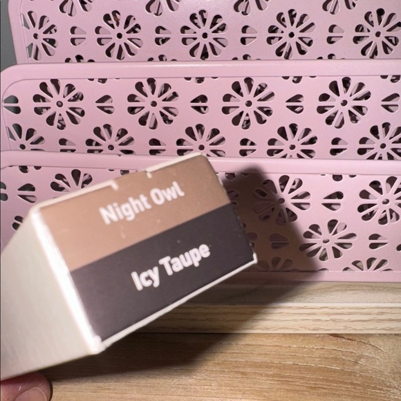 Mally eyeshadow stick secret lift & illuminate duo color night owl icy taupe NEW - Picture 2 of 2